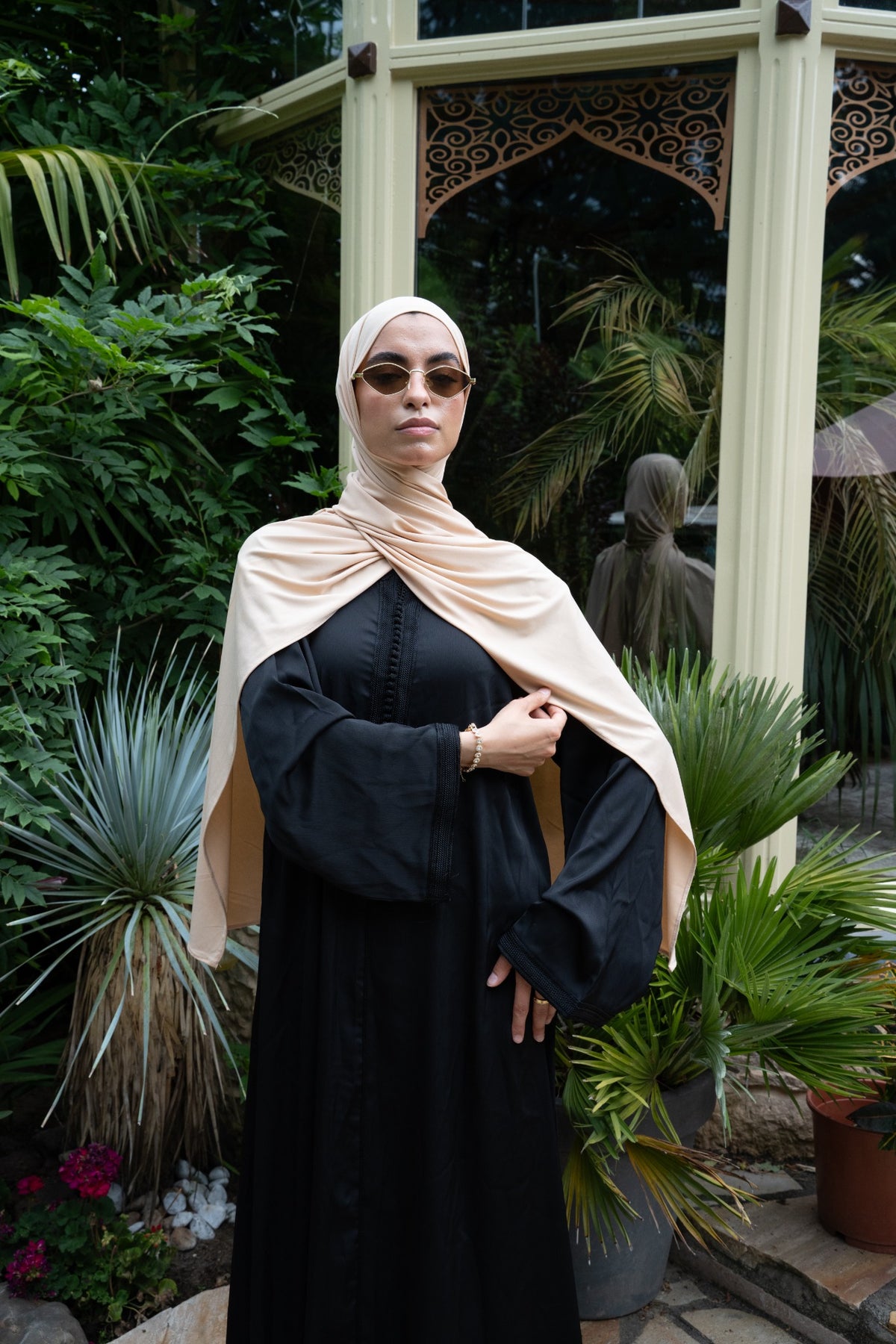 Signature Abaya — Black