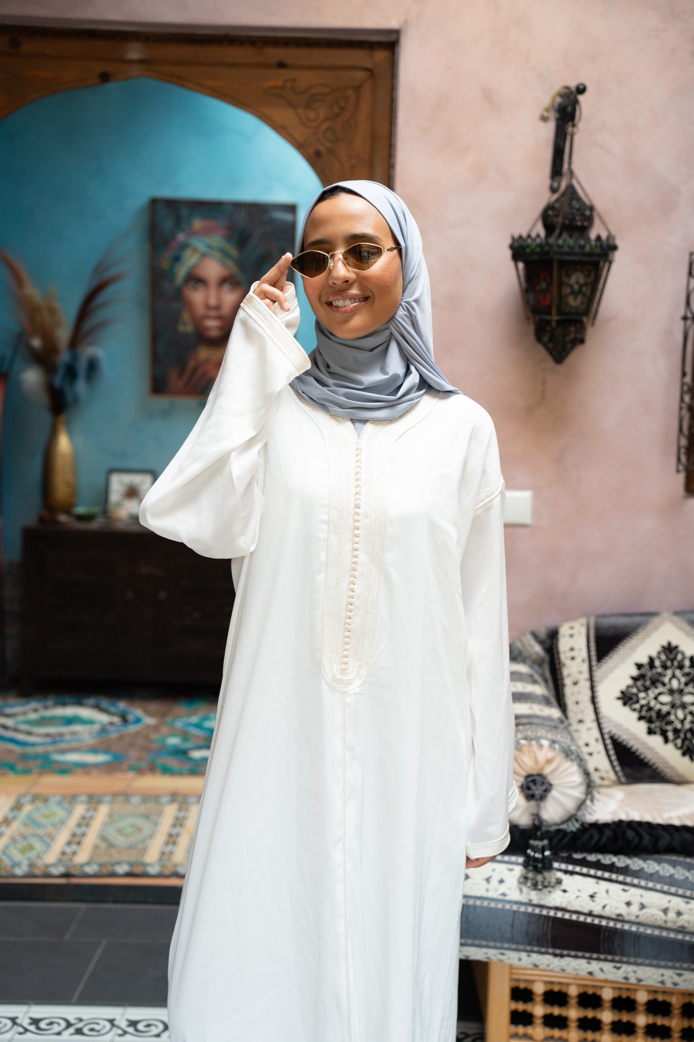 Nuraaya Signature Abaya Set Wit/Crème – Luxe Modest Fashion Nederland