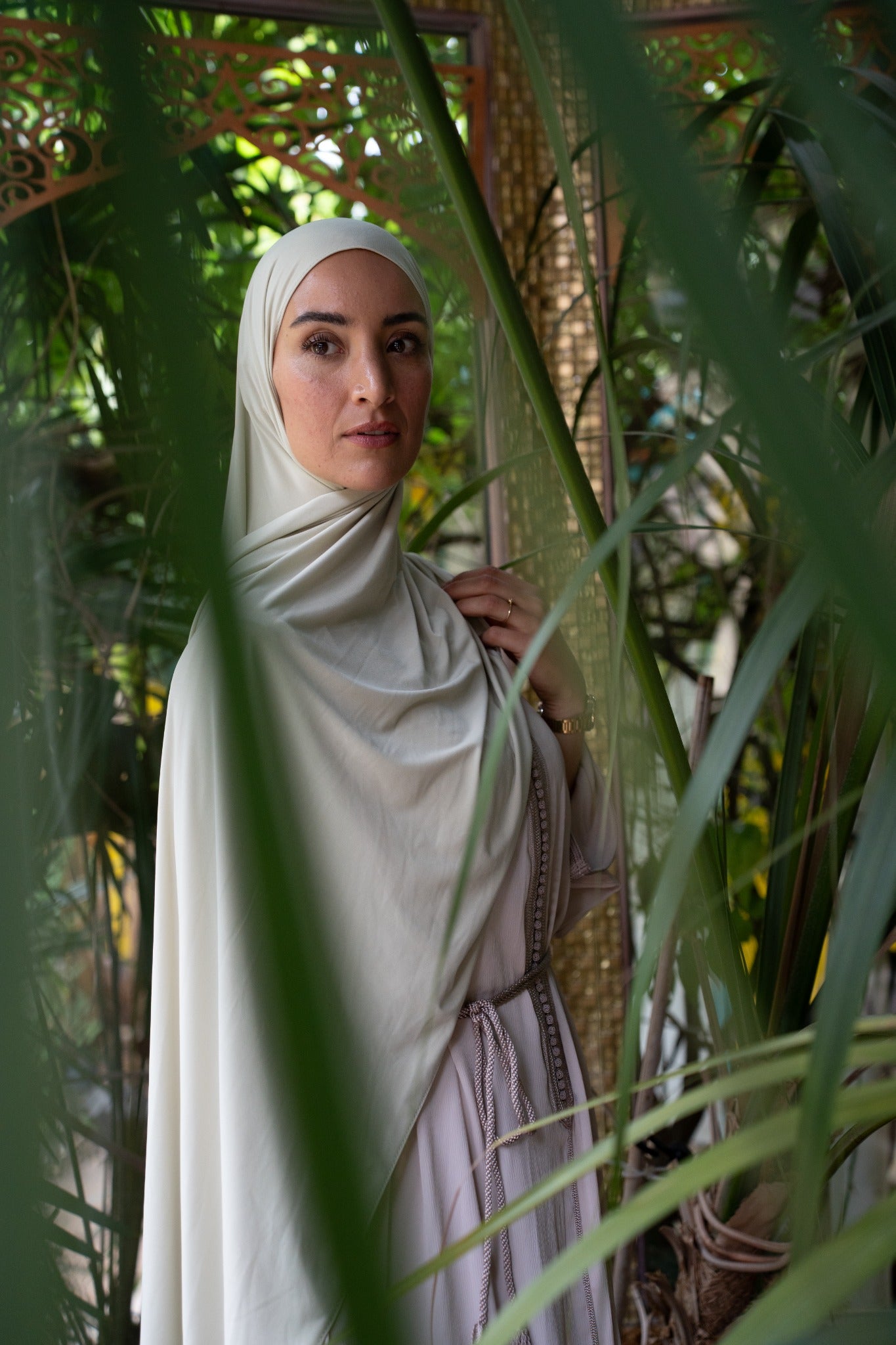 Nuraaya Pearl Abaya Set – Luxe Abaya Dames | Modest Fashion Nederland