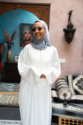 Nuraaya Signature Abaya Set Wit/Crème – Luxe Modest Fashion Nederland