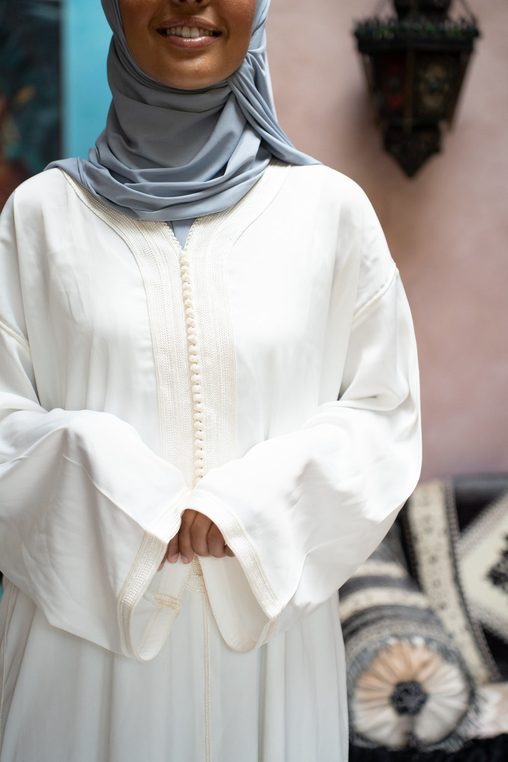 Nuraaya Signature Abaya Set Wit/Crème – Luxe Modest Fashion Nederland