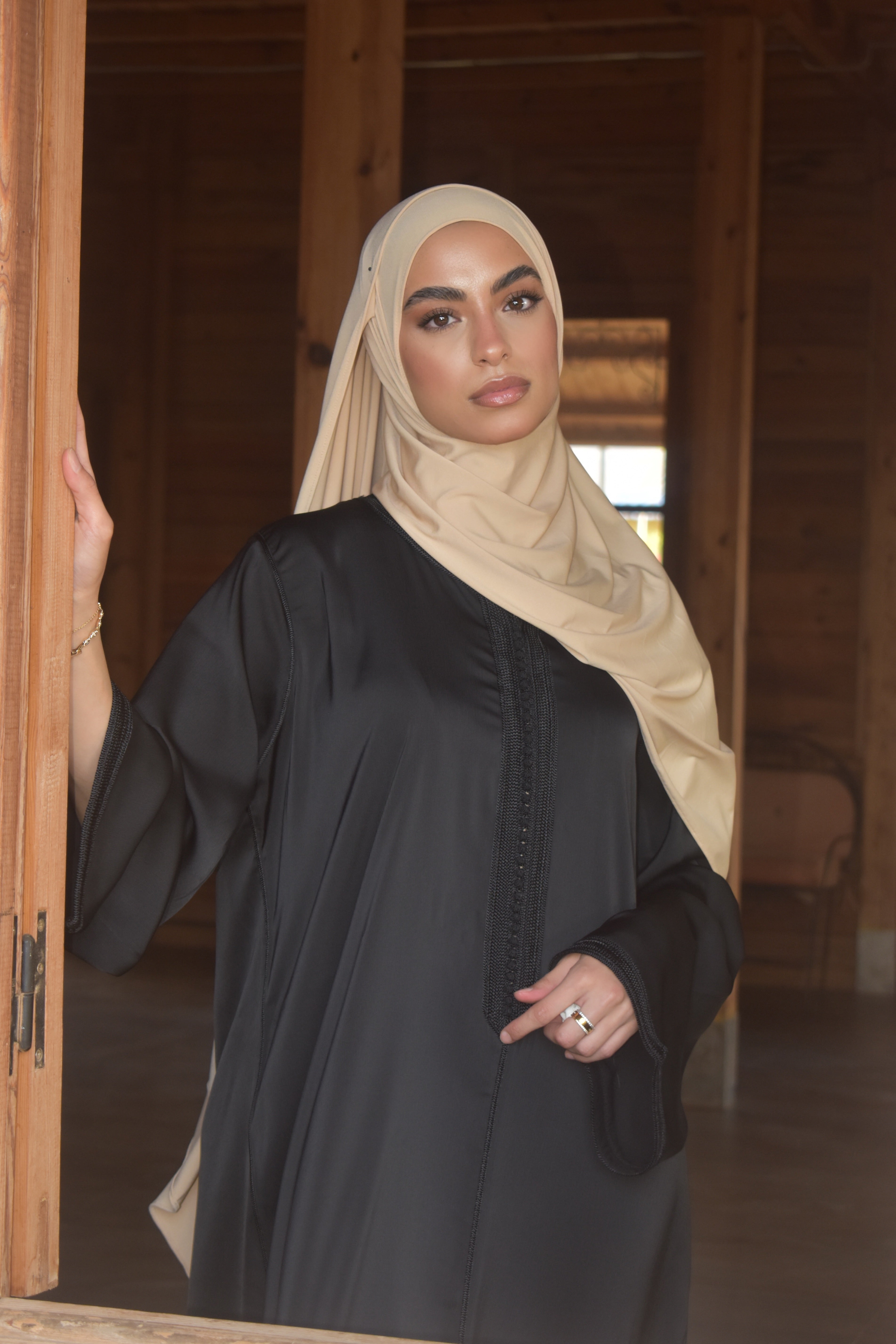Nuraaya Abaya & Hijab Set – Black